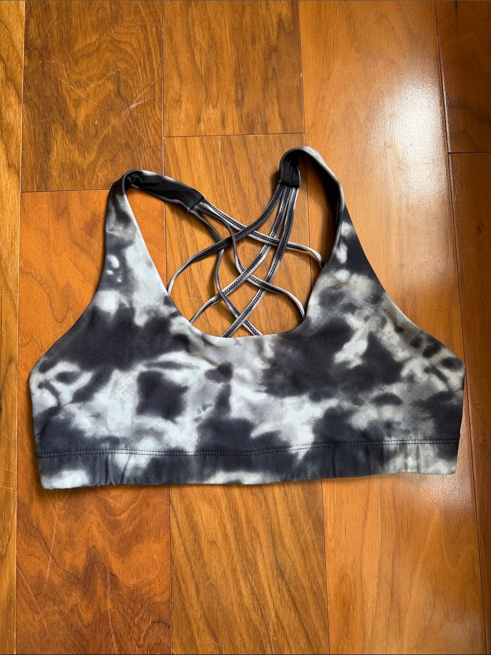 Mossimo Supply Co. Black & White Tie-Dye Crisscross Sports Bra
